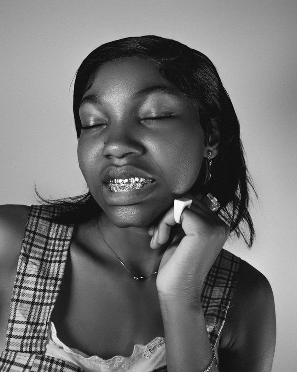 Tout savoir sur les grillz dent : confort et esthétique